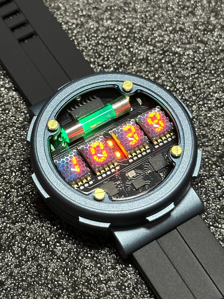 Orologio da Polso Retrò Cyberp - Luxury Watch Nice recensione e prezzo