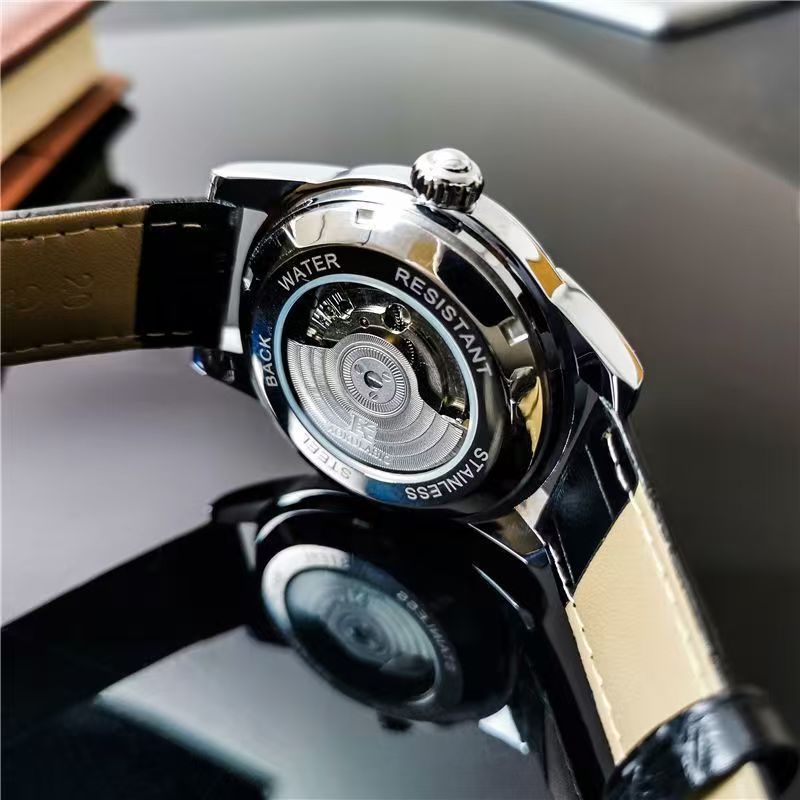 Un orologio meccanico automati - Luxury Watch Values recensione e prezzo