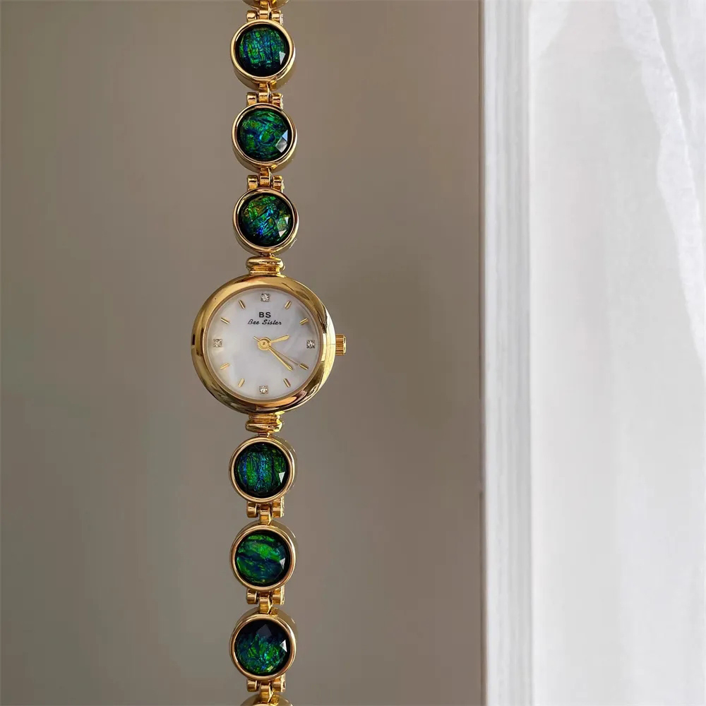 Orologi da donna di lusso Brac - Luxury Watch With Green Dial recensione e prezzo