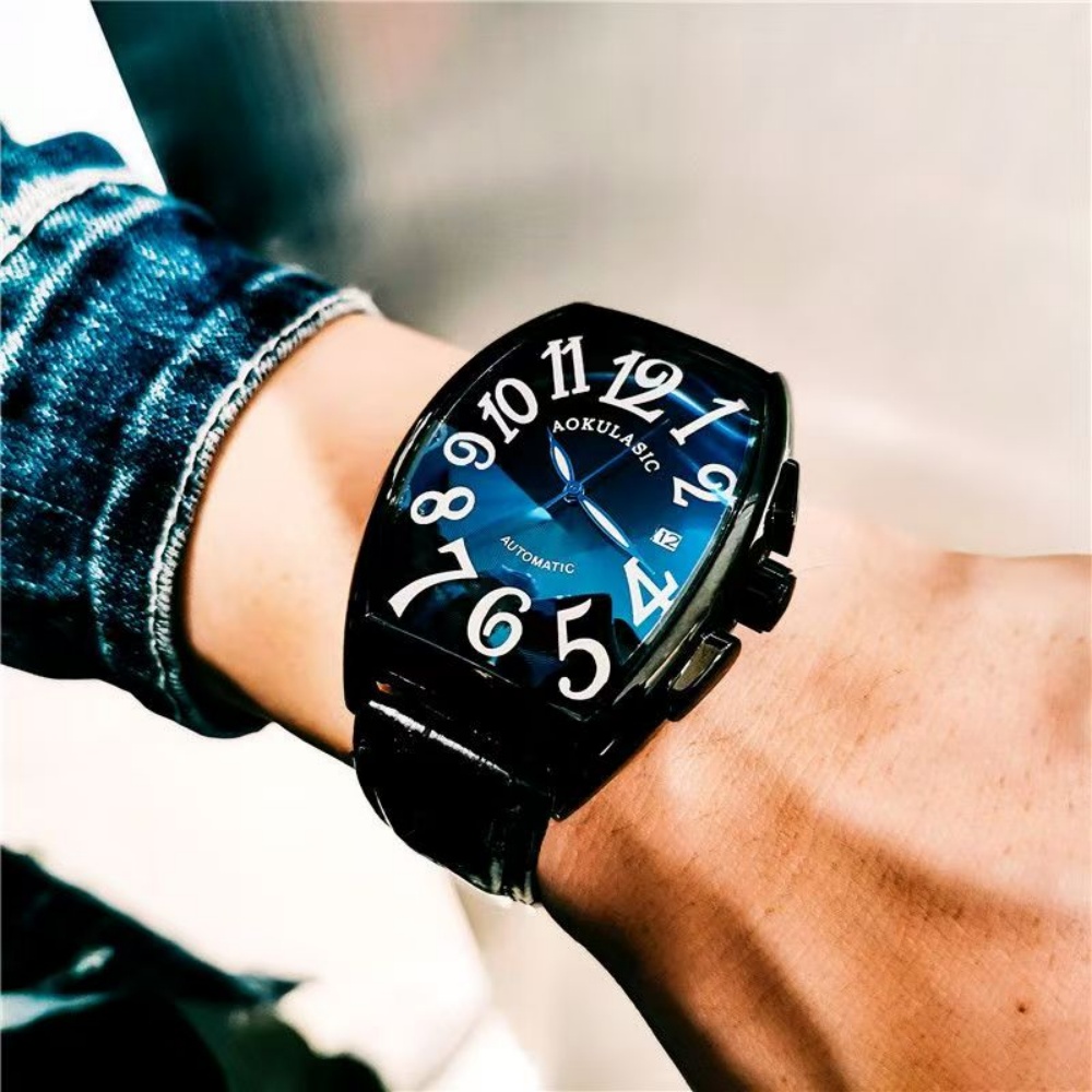 Nuovo orologio meccanico da uo - Luxury Watch Values recensione e prezzo