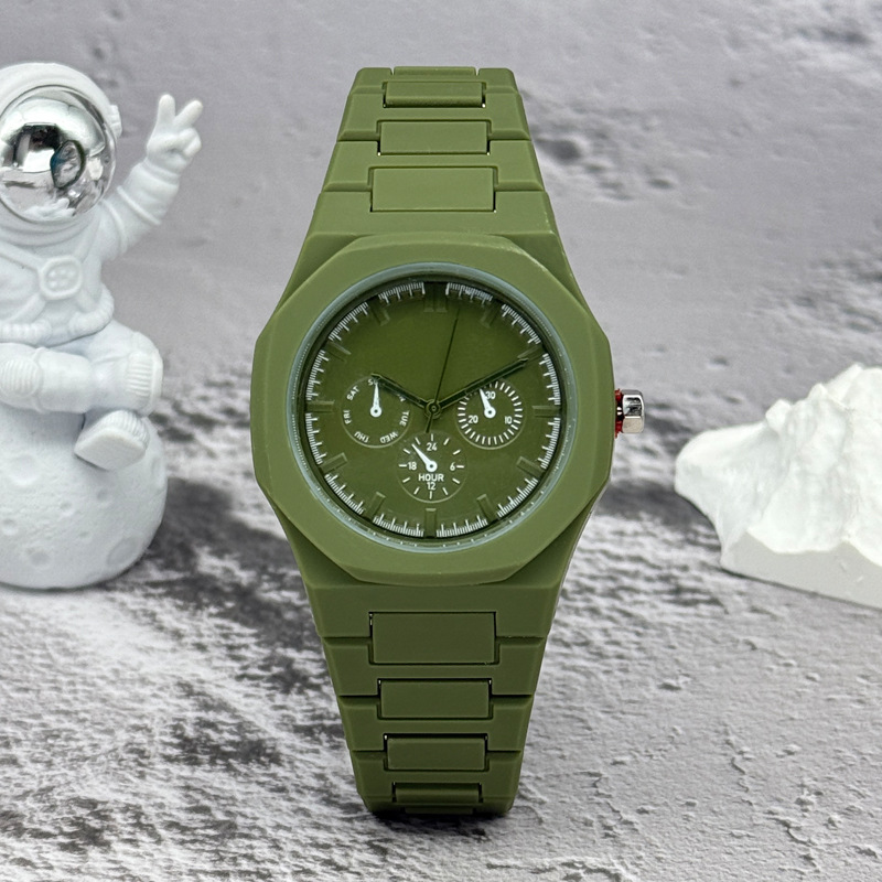Orologio di Marca Famosa con Q - Luxury Watch Manufacturers recensione e prezzo